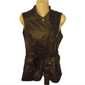 Therapy front zip leather vest with belt and zipper accent